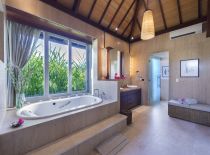 Вилла The Luxe Bali, Rainforest комната